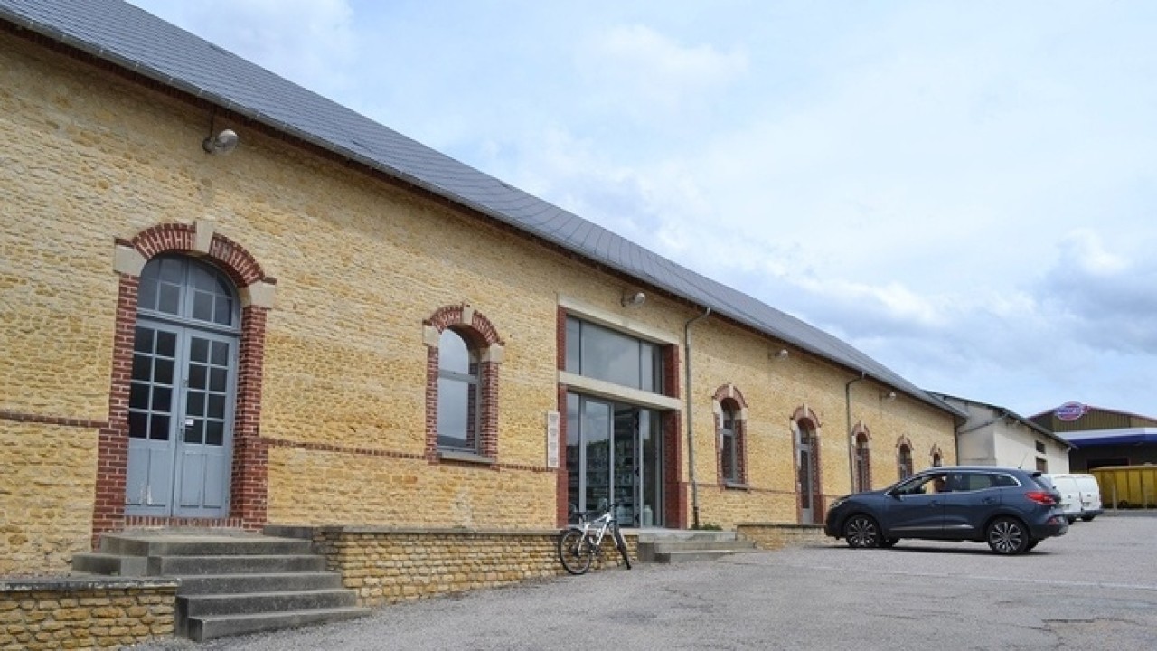 Façade